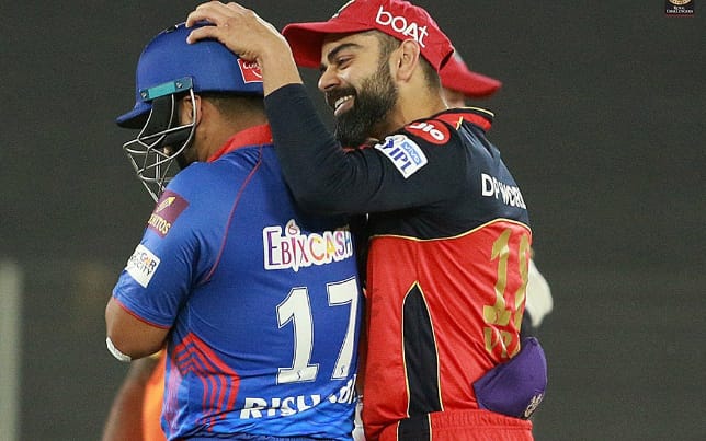 IPL RCB बनाम CSK में हर ओवर में 15 रन से ऊपर मांरूगा वरना पैसा वापसी| Virat Kohli के जोड़ीदार का ओवर चैलेंज