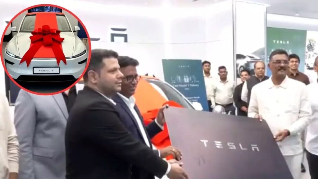 टेस्ला ने भारत में पहली इलेक्ट्रिक कार मॉडल y की डिलीवरी की,बहुत खास हैं कंपनी का पहला ग्राहक