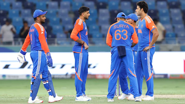 एशिया कप 2025,Team India Playing Xi Vs Pakistan,5 बल्लेबाज, 3 ऑलराउंडर, 3 गेंदबाज… पाकिस्तान के खिलाफ ये होगी टीम इंडिया की प्लेइंग 11!