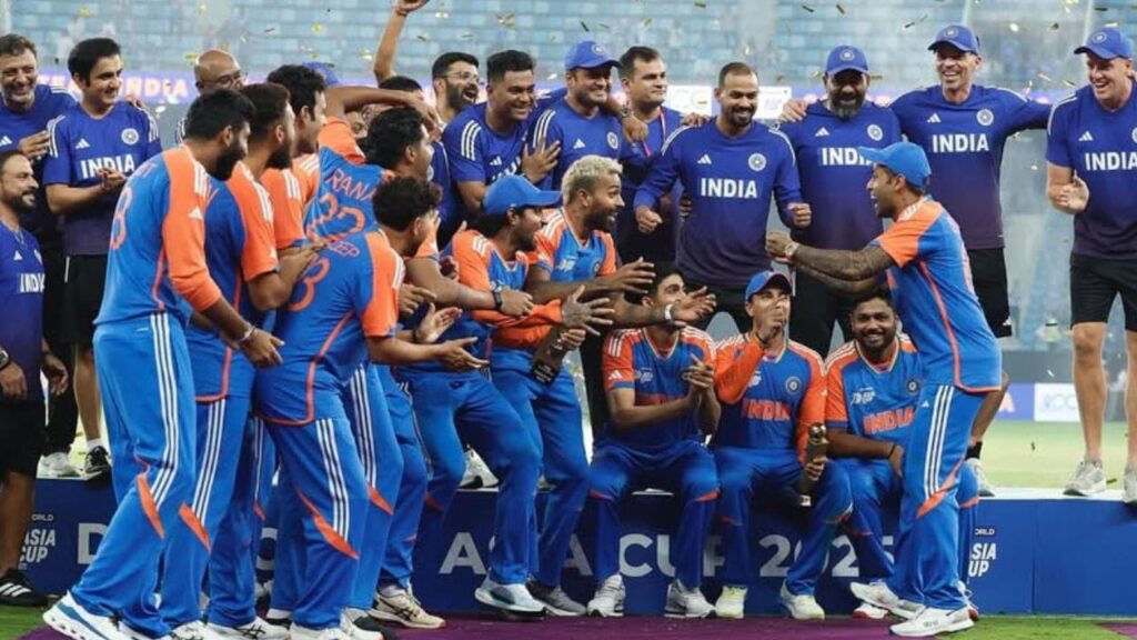 India vs pak asia cup final highlights,इंडिया ने नहीं लिए अवॉर्ड्स,टीम इंडिया ने मोहसिन नकवी को सरेआम किया बेइज्जत,ट्रॉफी नहीं देना पड़ेगा भारी!