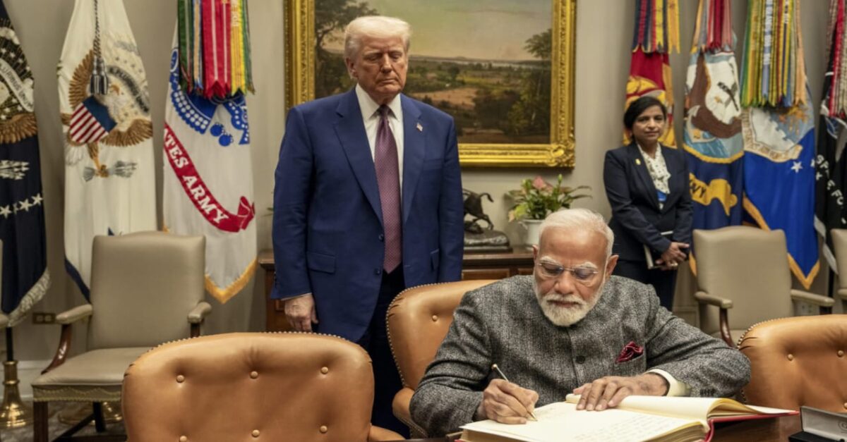 भारत पर 18%नहीं अब 10%टैरिफ ही लगेगा,डॉनल्ड ट्रम्प,के टैरिफ बढ़ाने से भारत को फायदा, 5 चीजें सस्ती