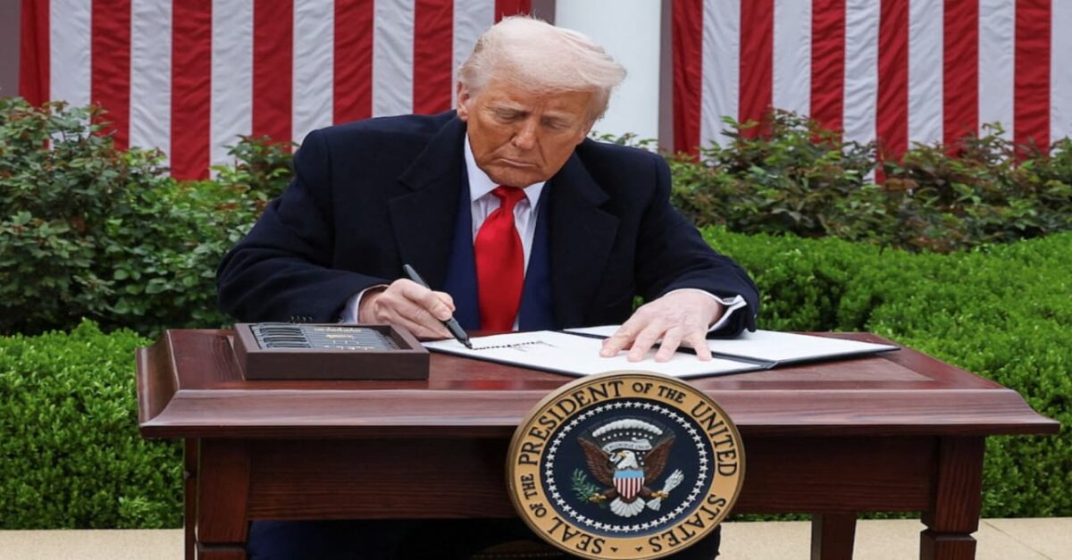 भारत पर 18%नहीं अब 10%टैरिफ ही लगेगा,डॉनल्ड ट्रम्प,के टैरिफ बढ़ाने से भारत को फायदा, 5 चीजें सस्ती